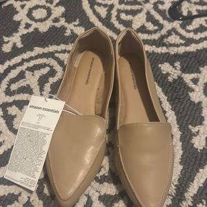 Amazon Essentials loafer flats